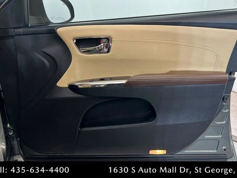Used 2014 Toyota Avalon XLE Premium FWD image 22