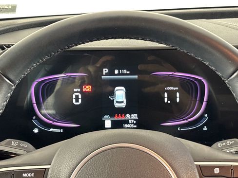 Used 2025 Kia Sportage EX AWD/4WD image 19