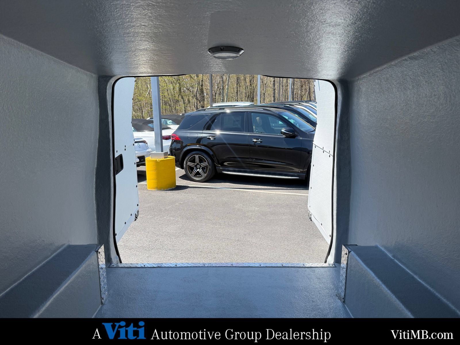 Used 2023 Mercedes-Benz Metris image 21