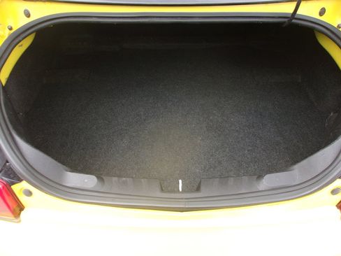 Used 2014 Chevrolet Camaro SS RWD image 8