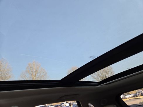 Used 2017 Ford Edge Titanium w/ Equipment Group 301A image 40