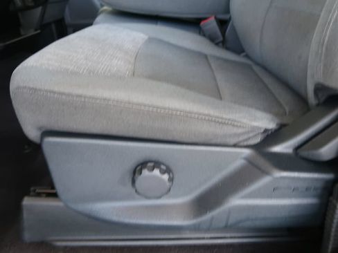 Used 2021 Ford F150 XLT AWD/4WD image 14