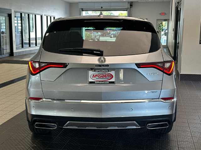 Used 2026 Acura MDX w/ Technology Package AWD/4WD image 5