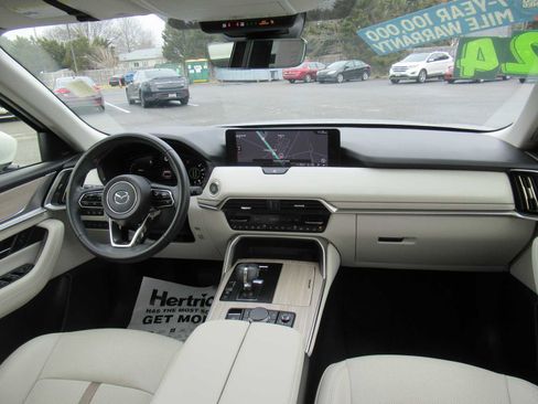 Used 2024 MAZDA CX-90 3.3 Turbo w/ Premium Plus Pkg image 25