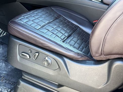 Used 2024 Cadillac Escalade ESV V w/ Heavy-Duty Trailer Package image 12