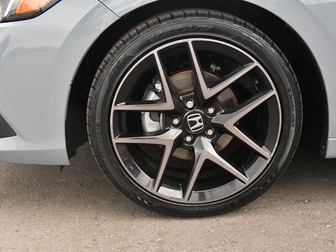 Used 2024 Honda Civic Sport Touring image 12