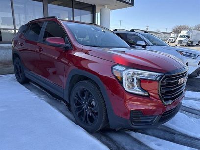 Used 2022 GMC Terrain SLE w/ Driver Convenience Package