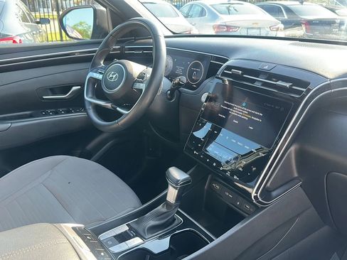 Used 2023 Hyundai Santa Cruz SEL Premium image 20