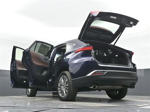 Used 2022 Toyota Venza Limited w/ Advanced Technology Package image 58