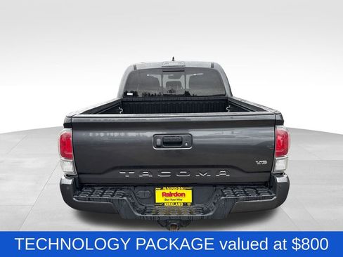 Used 2022 Toyota Tacoma TRD Off-Road w/ Technology Package image 7
