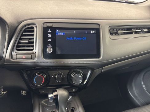 Used 2021 Honda HR-V Sport image 22