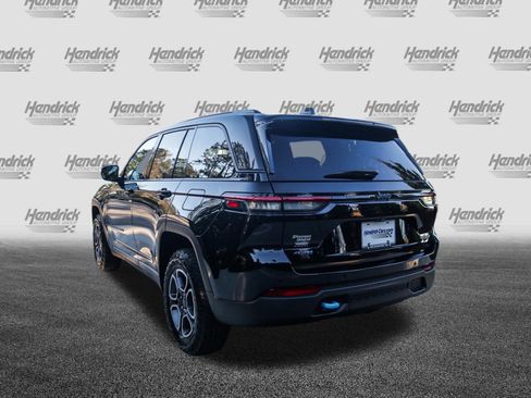 Used 2022 Jeep Grand Cherokee Trailhawk AWD/4WD image 8