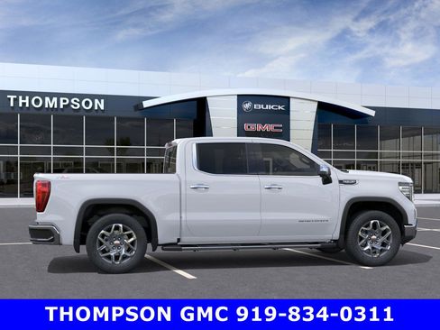 New 2026 GMC Sierra 1500 SLT image 5