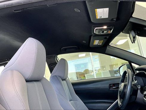 Used 2023 Toyota Corolla Cross S image 27