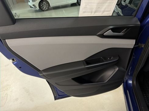 Certified 2023 Volkswagen Taos SE w/ Panoramic Sunroof Package FWD image 23