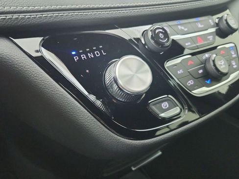 New 2026 Chrysler Pacifica Select image 28