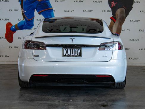 Used 2021 Tesla Model S Plaid image 22