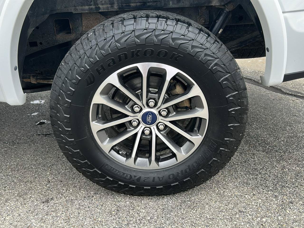 Used 2018 Ford F150 Lariat w/ Equipment Group 502A Luxury AWD/4WD image 36