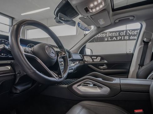 Used 2025 Mercedes-Benz GLE 450 4MATIC image 6