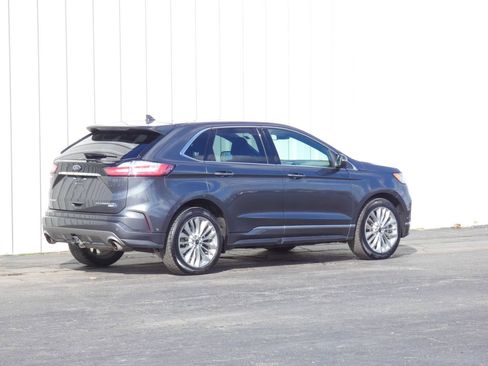Used 2020 Ford Edge Titanium w/ Equipment Group 301A image 3