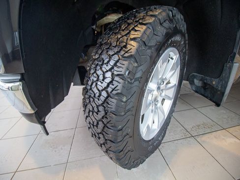 Used 2019 Chevrolet Silverado 1500 LT w/ All-Star Edition image 23