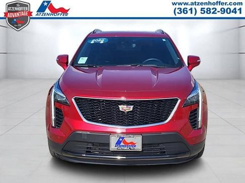 Certified 2022 Cadillac XT4 Sport AWD/4WD image 2