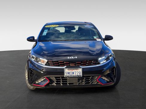 Used 2024 Kia Forte GT-Line w/ GT-Line Premium Package image 2