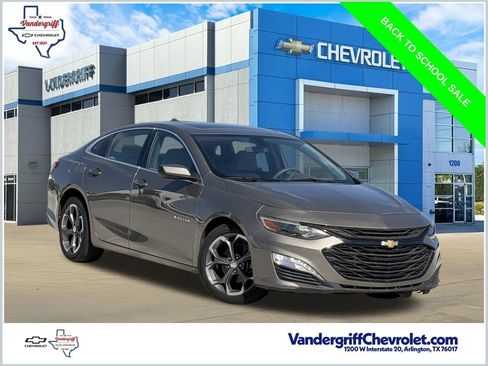 Used 2020 Chevrolet Malibu LT FWD image 1