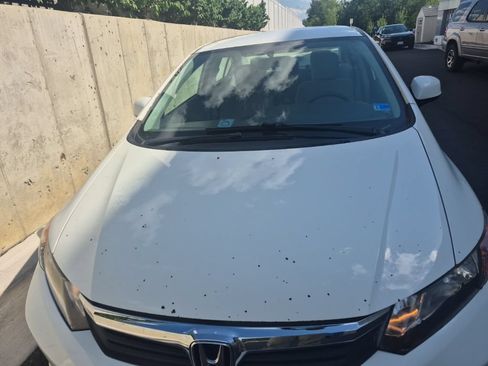 Used 2012 Honda Civic LX image 2