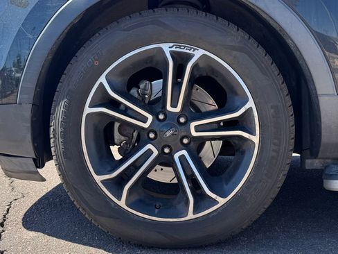 Used 2014 Ford Explorer Sport image 13
