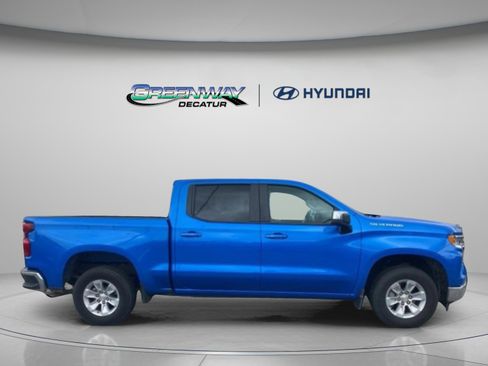 Used 2025 Chevrolet Silverado 1500 LT image 9