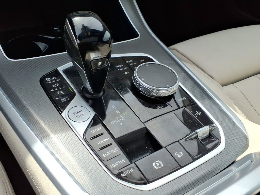 Used 2022 BMW X5 xDrive45e AWD/4WD image 23