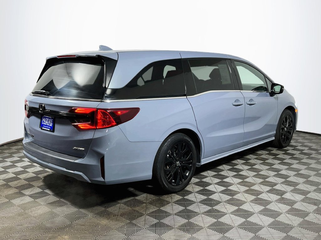 Used 2025 Honda Odyssey Sport-L image 7