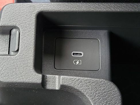 New 2025 Nissan Versa SV w/ Trunk Package image 17