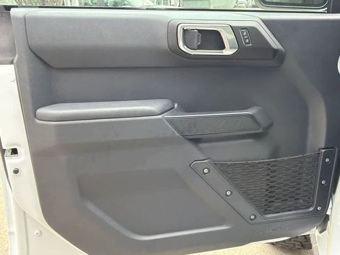 Used 2025 Ford Bronco 4-Door image 11