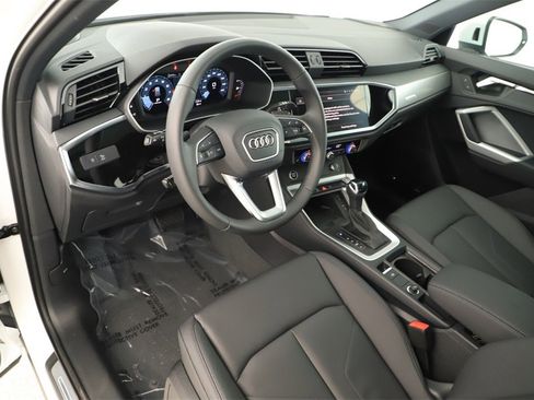 New 2025 Audi Q3 2.0T Premium image 15