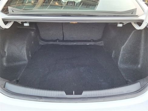 Used 2023 Chevrolet Malibu LT image 19