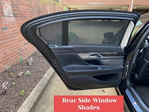 Used 2018 BMW 750i xDrive image 15