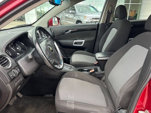 Used 2014 Chevrolet Captiva Sport LT FWD image 9