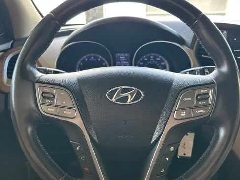 Used 2014 Hyundai Santa Fe GLS FWD image 28