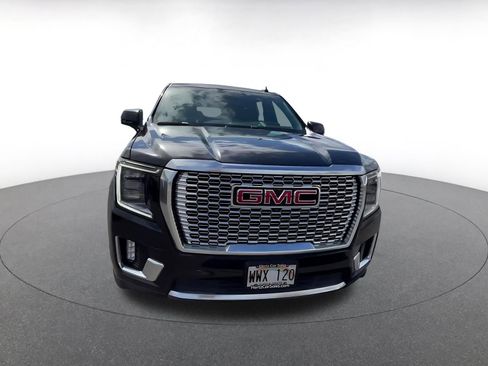 Used 2023 GMC Yukon Denali AWD/4WD image 4