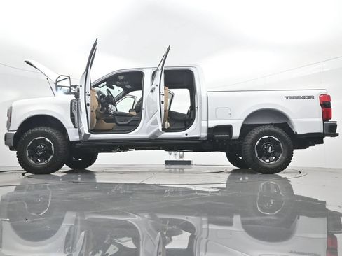 New 2026 Ford F250 Lariat w/ Tremor Off-Road Package AWD/4WD image 48