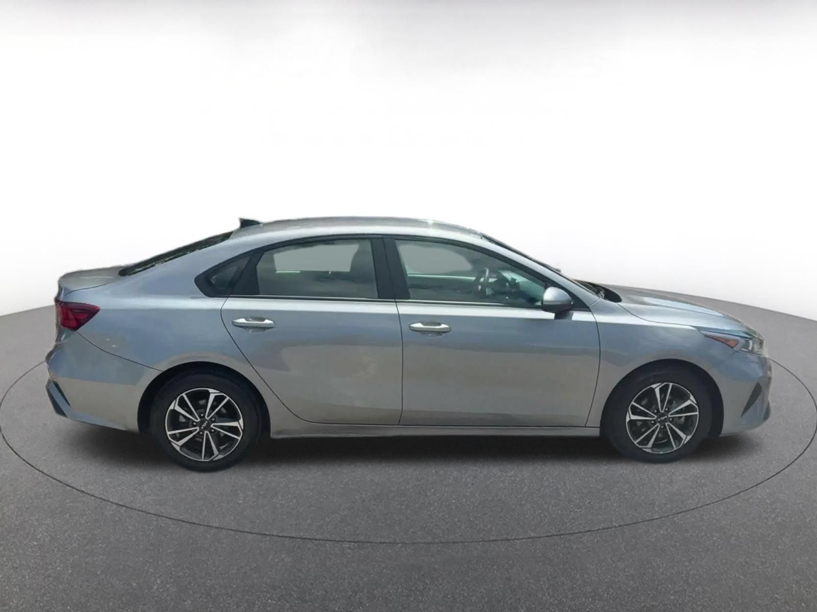 Used 2024 Kia Forte LXS FWD image 15