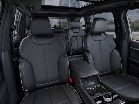 New 2025 Jeep Grand Cherokee Overland w/ Adv Protech Group III image 16