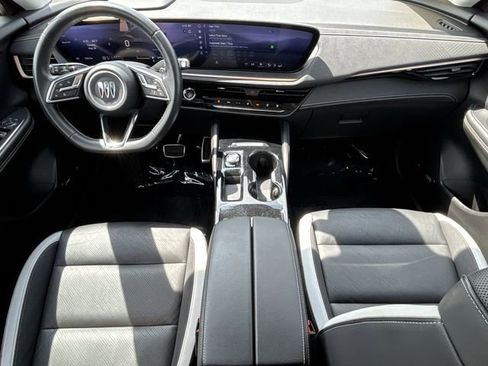Used 2025 Buick Envision Sport Touring AWD/4WD image 12