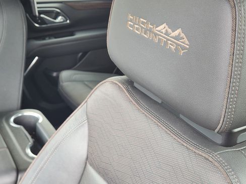 Used 2023 Chevrolet Tahoe High Country w/ Premium Package 2 image 16