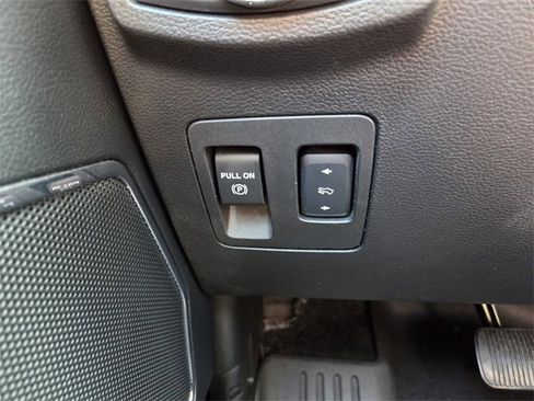 Used 2018 Ford F150 Platinum w/ Equipment Group 701A Luxury image 29