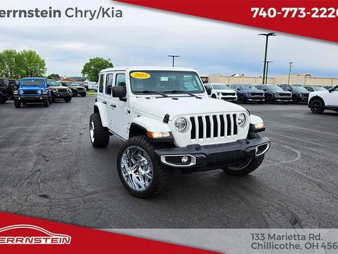Used 2023 Jeep Wrangler Unlimited Sahara AWD/4WD image 1