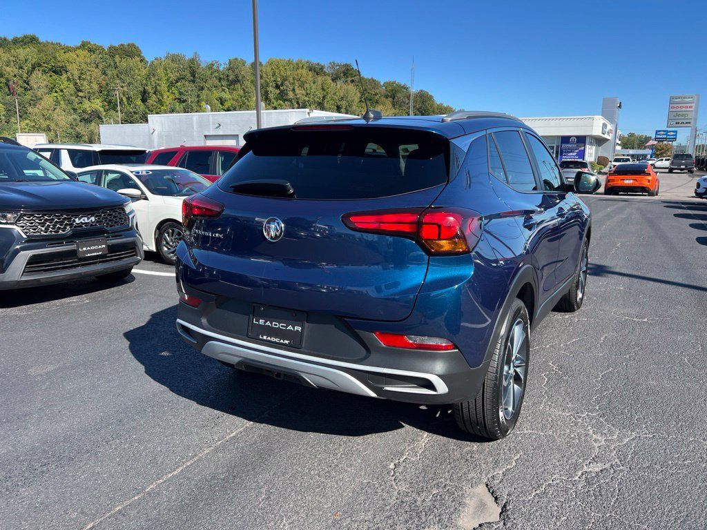 Used 2020 Buick Encore GX Select AWD/4WD image 5