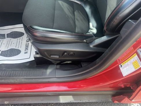 Used 2024 Ford Escape ST-Line image 6